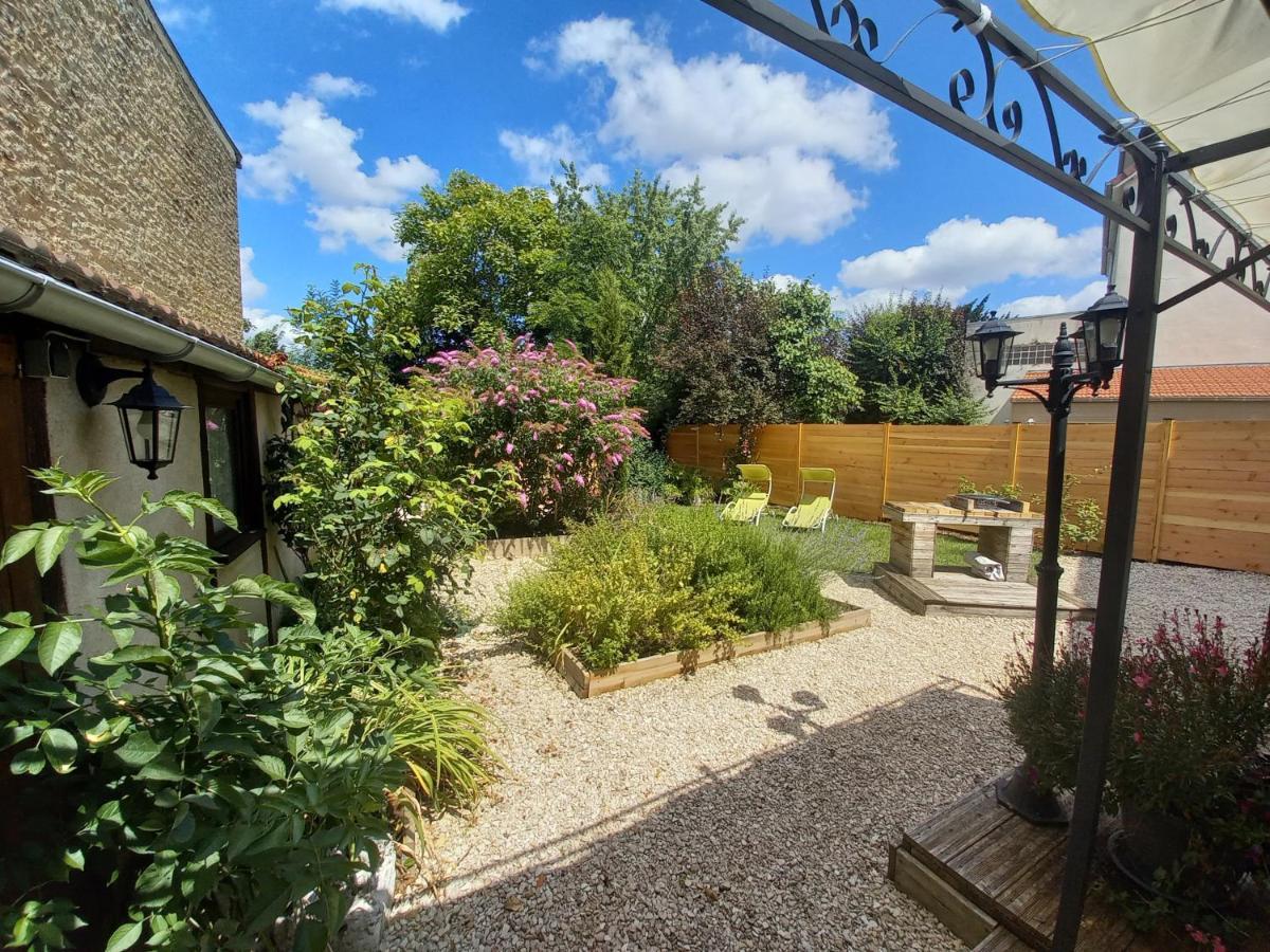 Suite Eden Avec Jacuzzi Prive Chaumont  Exterior photo